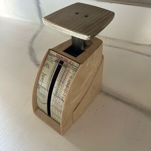 Vintage Pelouze Countess II Postal Scale